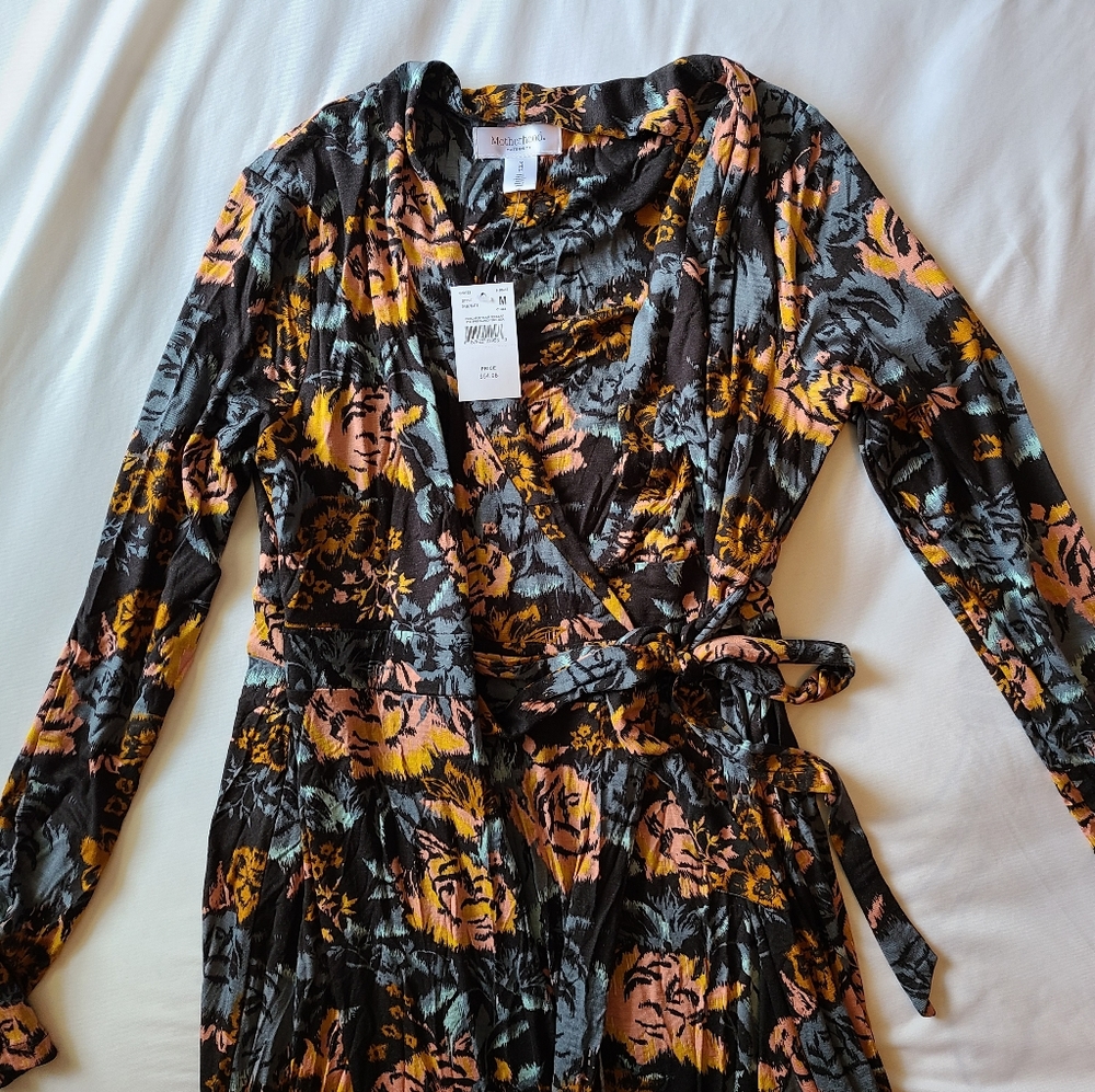 Motherhood Maternity floral wrap maxi dress med